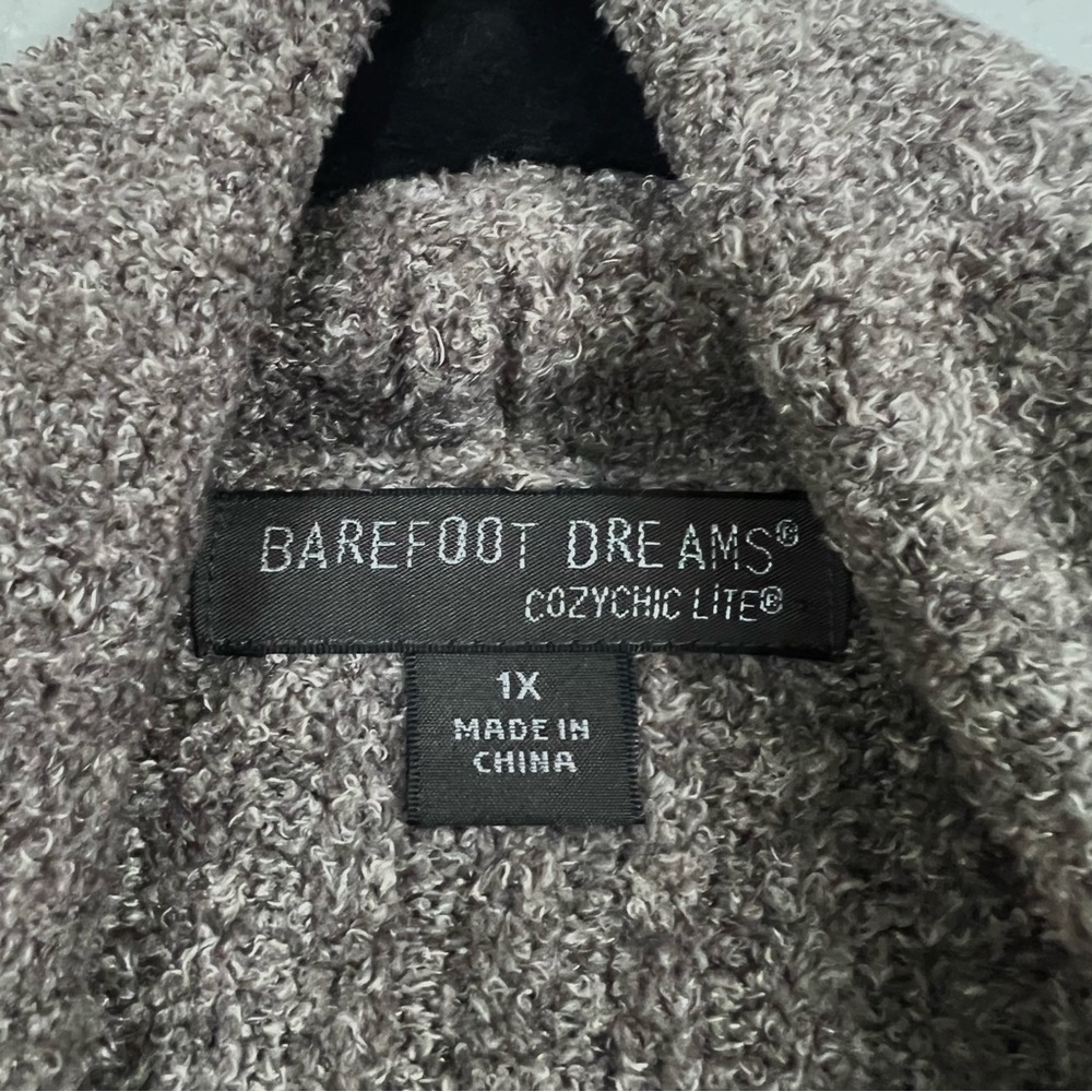 Barefoot Dreams Women's Tan Cardigan - Picture 7 of 8